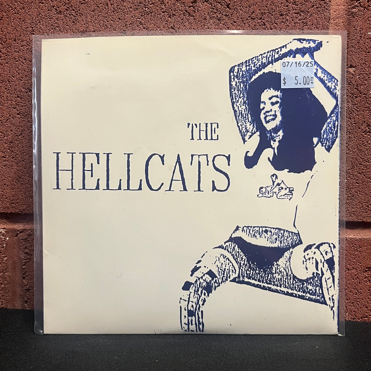 Used Vinyl: The Hellcats / The Chinese Love Beads "Split" 7"