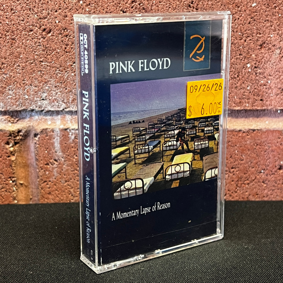 Used Cassette: Pink Floyd "A Momentary Lapse Of Reason" Tape