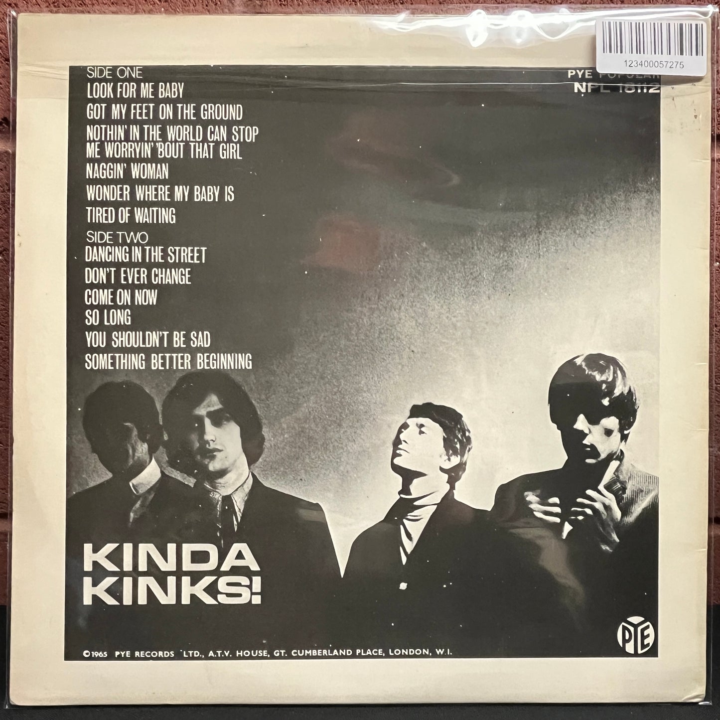 Used Vinyl: The Kinks "Kinda Kinks" LP (1982 UK Press)