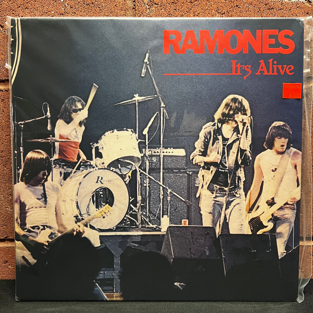 Used Vinyl: Ramones ‎"It's Alive" 2xLP/4xCD Box Set (2019 Press)