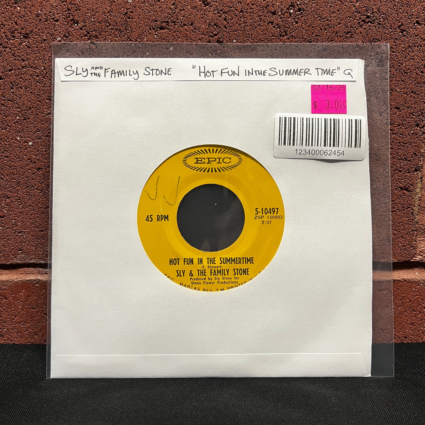 Used Vinyl: Sly and the Family Stone "Hot Fun in the Summertime" 7"