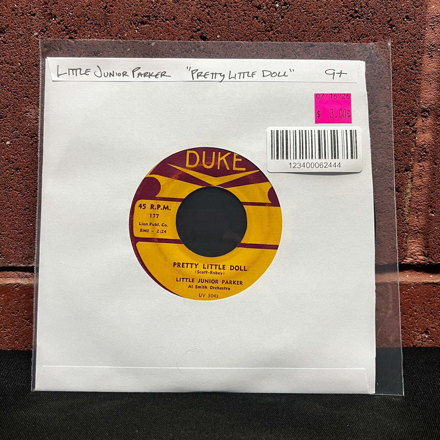 Used Vinyl: Little Junior Parker "Pretty Little Doll / Peaches" 7"