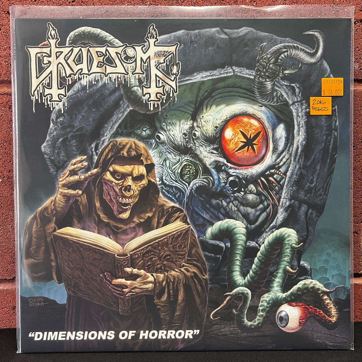 Used Vinyl: Gruesome "Dimensions Of Horror" LP (2016 Press)